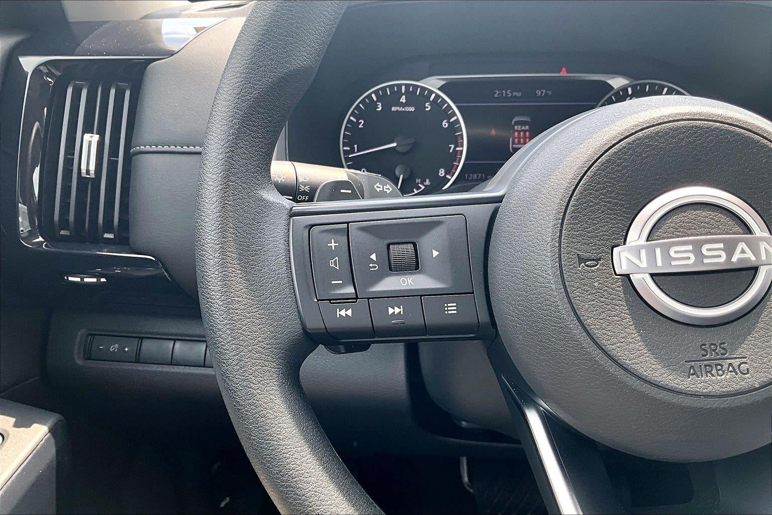 2025 Nissan Pathfinder S