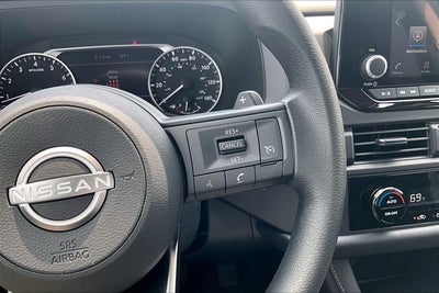 2025 Nissan Pathfinder S