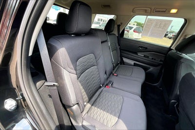 2025 Nissan Pathfinder S