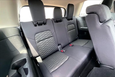 2025 Nissan Pathfinder S