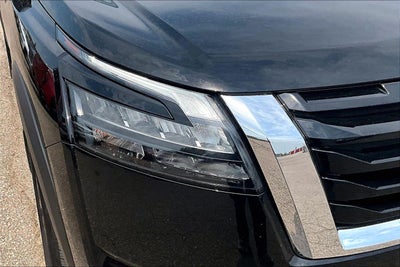 2025 Nissan Pathfinder S