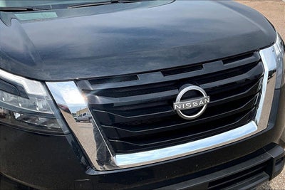 2025 Nissan Pathfinder S