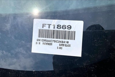 2025 Nissan Pathfinder S