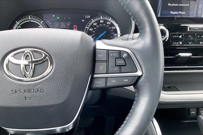 2021 Toyota Highlander Hybrid Platinum