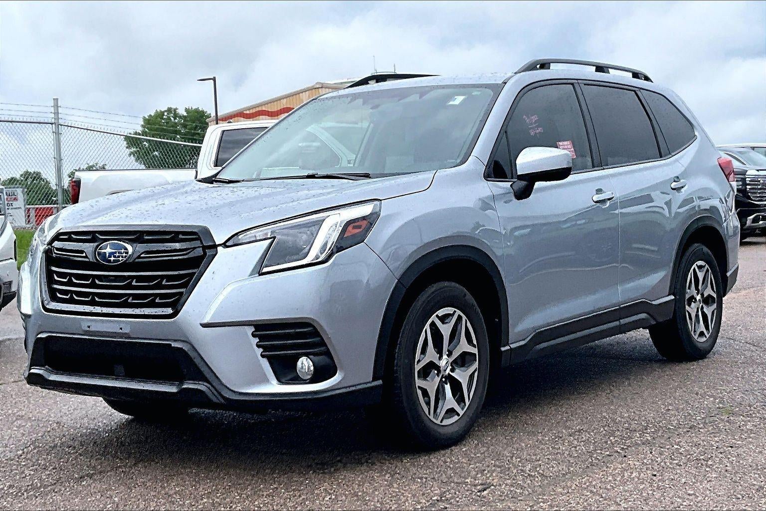2022 Subaru Forester Premium