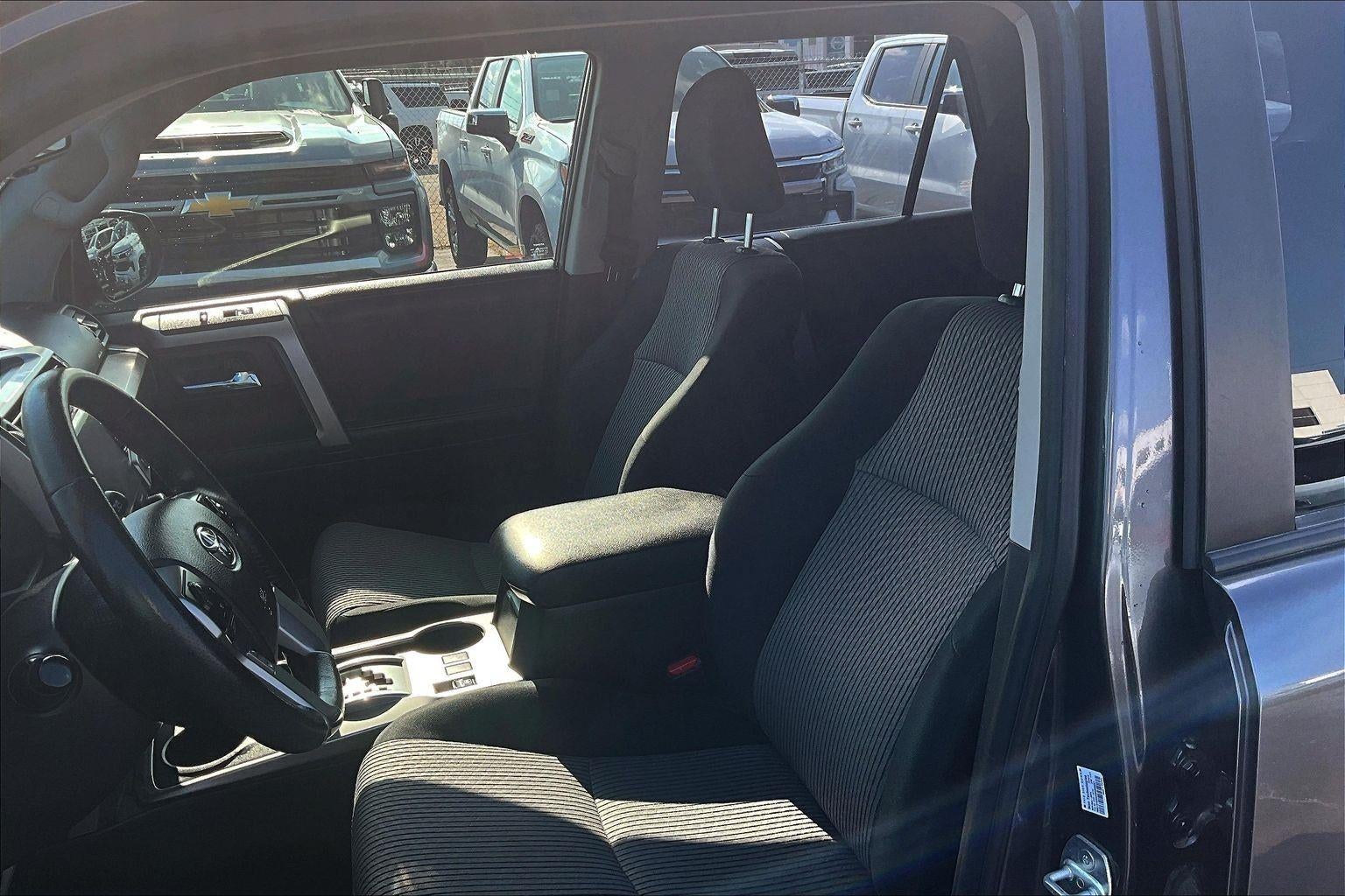2020 Toyota 4Runner SR5