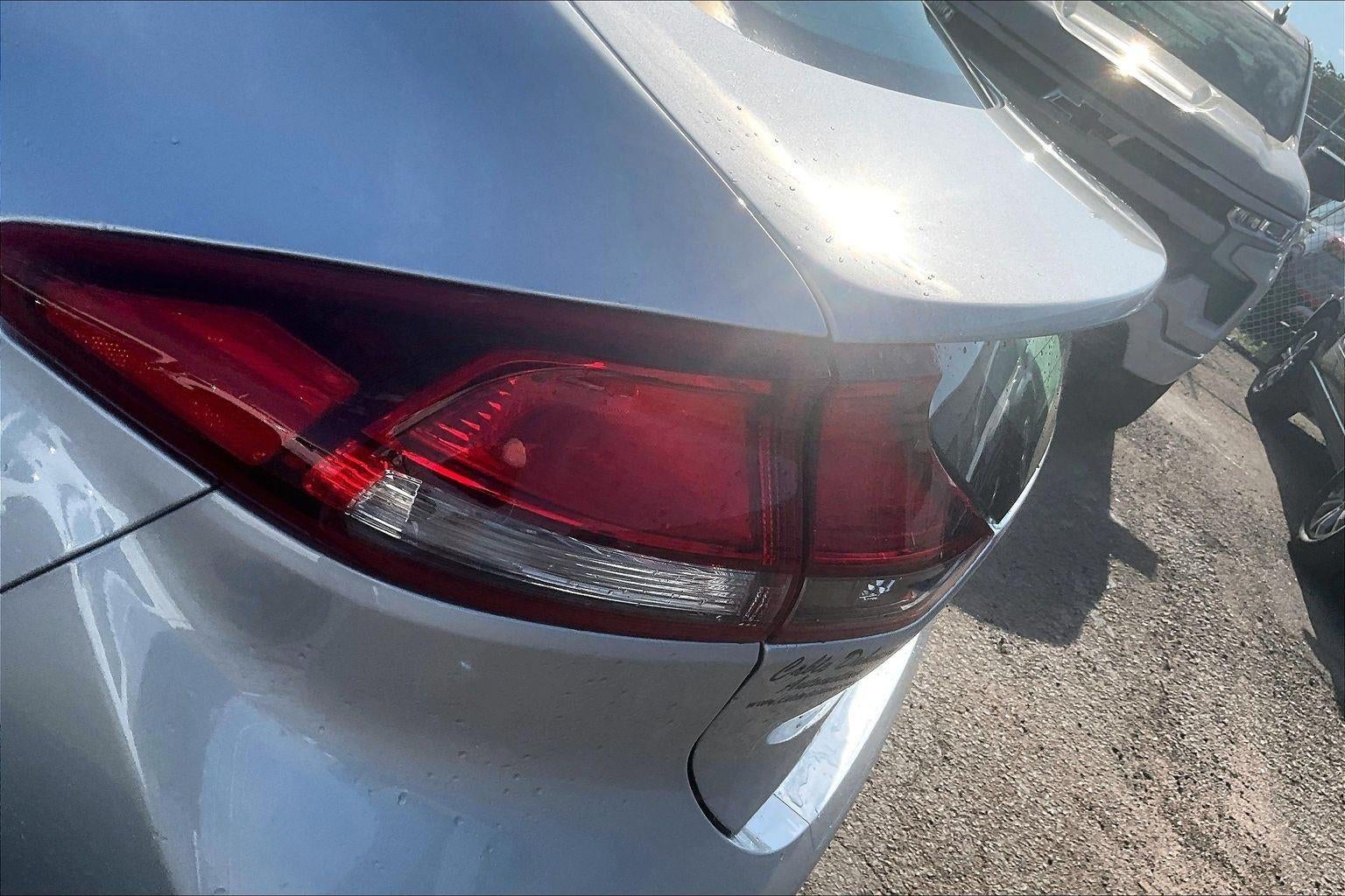 2022 Hyundai Ioniq Hybrid SE