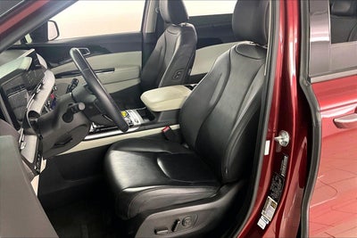 2023 Kia Carnival SX